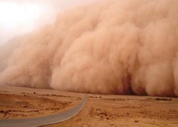 Un nor masiv de praf saharian a cuprins mai multe state vest-europene: Fenomenul a colorat cerul în nuanțe portocalii | VIDEO