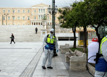 В Греции началась третья волна коронавируса