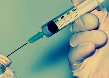 Peste 600 de cazuri de reacţii adverse la vaccinurile anti-COVID în Slovacia