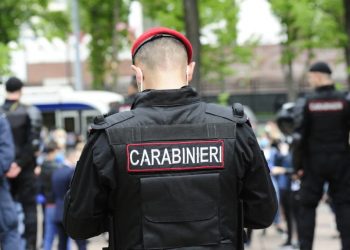 Drochia: Carabinier, bătut în plină stradă de necunoscuți. A ajuns la spital după o lovitură dură în cap