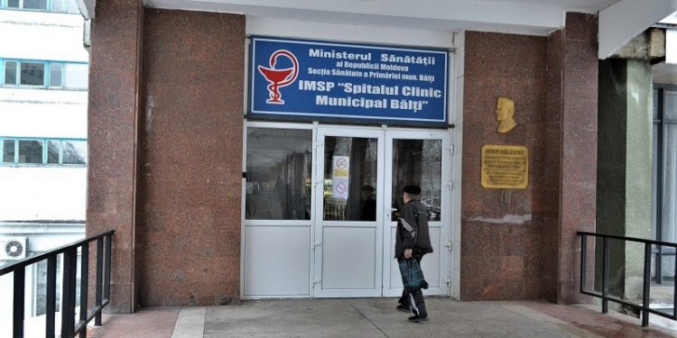 Și-a acordat premii de 65.000 de lei. Cum explică situația directorul Spitalului Clinic Municipal din Bălți