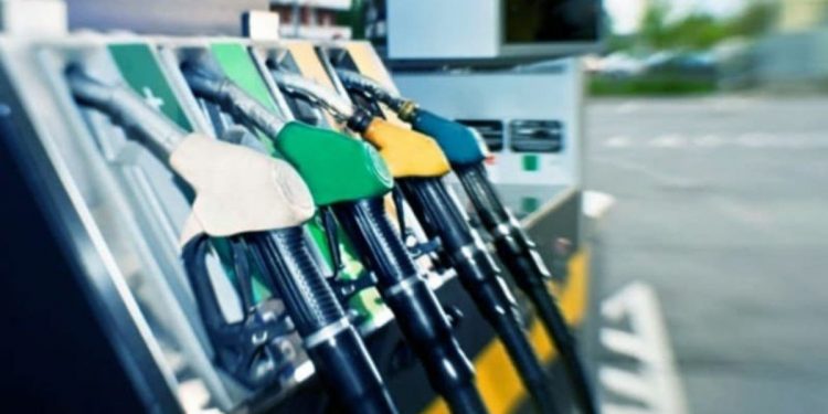 Carburanții s-au scumpit din nou. E a doua oară într-o singură săptămână