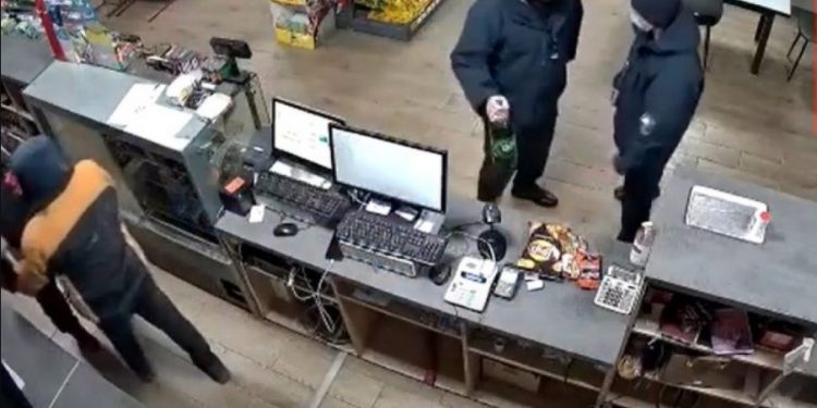 MAI anunță ce măsuri s-au luat în cazul polițiștilor de frontieră, care nu au ajutat angajatul benzinăriei din Briceni