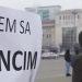 Antreprenorii din centrele comerciale au ieșit la protest. Au lăsat la Guvern o petiție cu mai multe revendicări | VIDEO