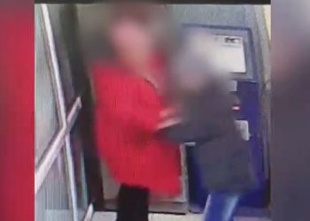 Minoră, agresată de mama vitregă. Ce spun vecinii despre familia fetei și ce măsuri a luat Poliția | VIDEO