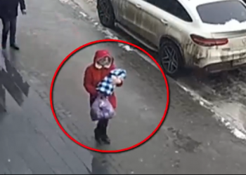 Tânăra care și-a abandonat bebelușul riscă să petreacă următorii doi ani după gratii. Cum se simte copilul | VIDEO