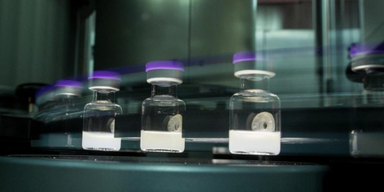 Prima tranșă de vaccin anti-COVID va ajunge în R. Moldova mai târziu decât a fost anunțat anterior