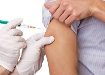 Ministerul Sănătății: Identitatea primului moldovean care va fi vaccinat împotriva COVID-19 va fi făcută public doar după ce serul va ajunge în țară | VIDEO