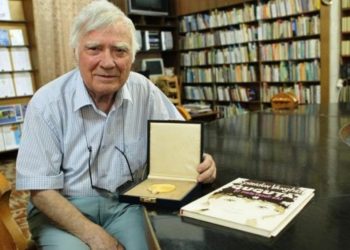 В тяжелом состоянии госпитализирован писатель Спиридон Вангели | VIDEO