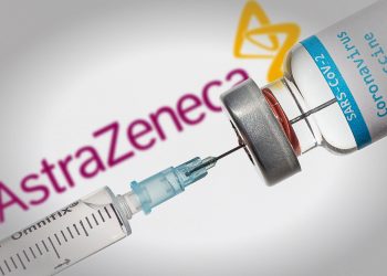 AstraZeneca заявила о безопасности своей вакцины