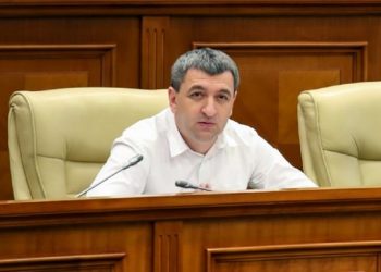 Deputatul PAS, Lilian Carp: Sper că Petru Jardan nu este țap ispășitor în cazul concesionării Aeroportului Chișinău