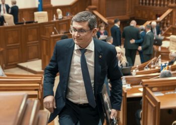 Игорь Гросу сформировал команду и подал ходатайство в парламент | VIDEO