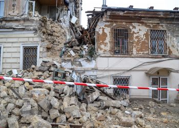 В центре Одессе обрушился жилой дом-памятник архитектуры