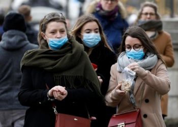 CE susține că varianta britanică este dominantă în UE, Angela Merkel a anulat carantină, Pfizer a început studiul clinic pe un medicament antiviral | VIDEO