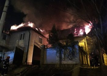 В столице горел люксовый особняк. ГИЧС назвали причину пожара