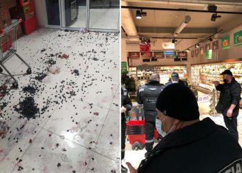 «Nu vindeți această stricăciune». Bărbat revoltat, filmat cum împrăștie struguri în supermarket | VIDEO