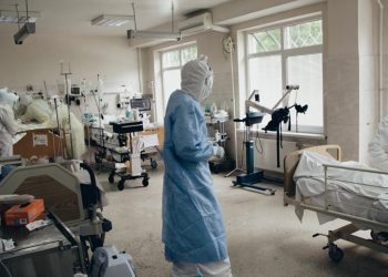 COVID-19: 1688 de cazuri noi, 33 de persoane au decedat. Printre cei care au murit este și un lucrător medical | VIDEO