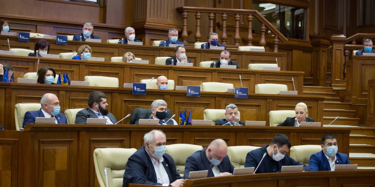 Platforma „Pentru Moldova” și Partidul „ȘOR”: La baza acestui spectacol grotesc stau raționamente eminamente politice