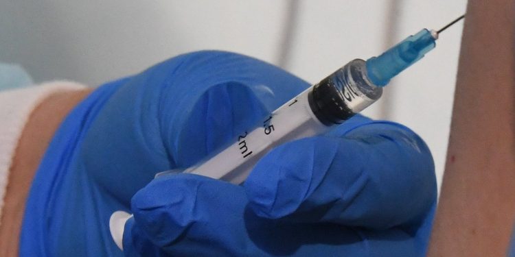 ВОЗ: Поддерживаем электронную сертификацию вакцинации от коронавируса