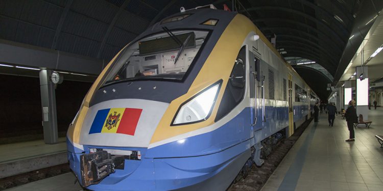 В Молдове железнодорожник упал в голодный обморок? Что об этом говорят на ЖДМ и в профсоюзе?