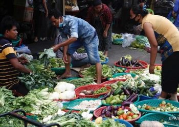 В Камбодже дадут 20 лет тюрьмы за заражение COVID-19