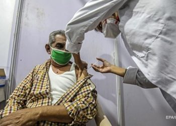 В Финляндии сотни жителей страны заразились COVID-19 после прививки