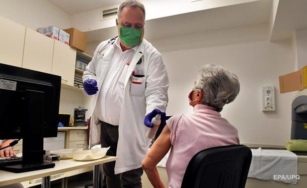 В Венгрии второй день подряд рекорд по числу новых COVID-заражений