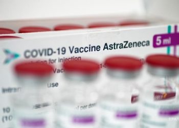 Граждане Польши массово отказываются вакцинироваться AstraZeneca