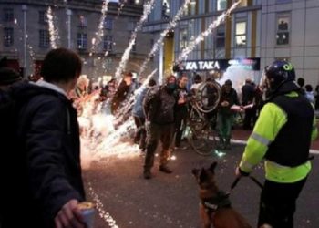 В Великобритании вспыхнули массовые беспорядки