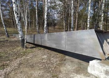 Рядом с селом Иванча Оргеевского района неизвестные разрушили 11-метровый железный обелиск | VIDEO