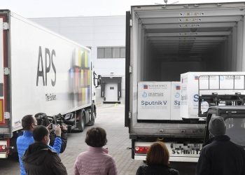 Еврокомиссия заявила, что страны ЕС имеют право покупать „Спутник V”