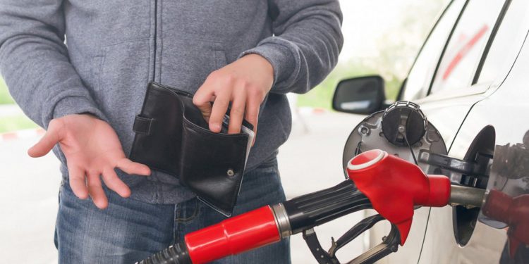 Prețurile la carburanți cresc pentru a cincea oară de la începutul anului | VIDEO