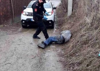Carabinierii au salvat viața unui bărbat din Chișinău, găsit în stare inconștientă