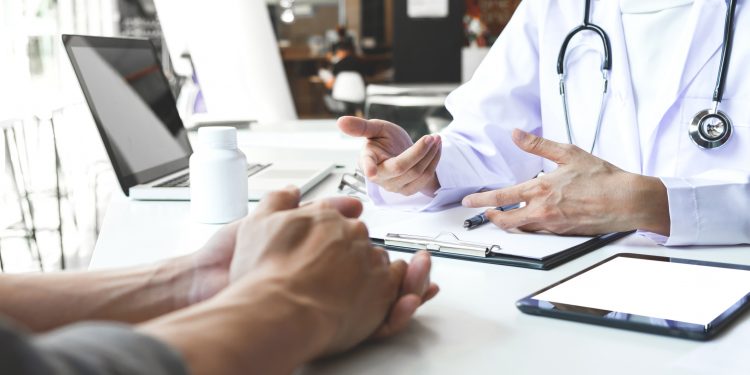 A început campania de imunizare împotriva COVID-19 în rândul medicii de familie. Au fost repartizate 18 mii de doze de vaccin | VIDEO