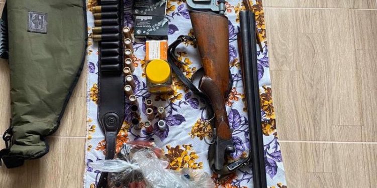 Călărași: Un bărbat de 59 de ani a fost împușcat în spate de un localnic