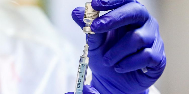 Primăria orașului Cantemir: „Echipa s-a vaccinat împotriva COVID-19 cu Pfizer”