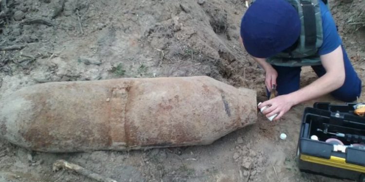 Бомбу весом в 500 кг нашли в Новоаненском районе