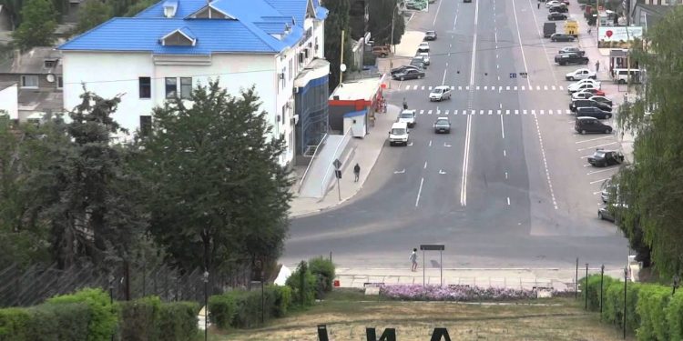 В Хынчештах люди остались без общественного пассажирского транспорта