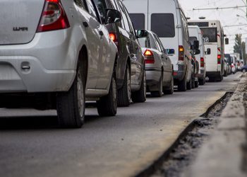 С сегодняшнего дня разрешено ездить с выключенными фарами