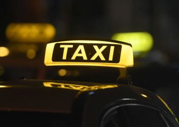 10 водителей такси оштрафовали на 160 тыс. леев