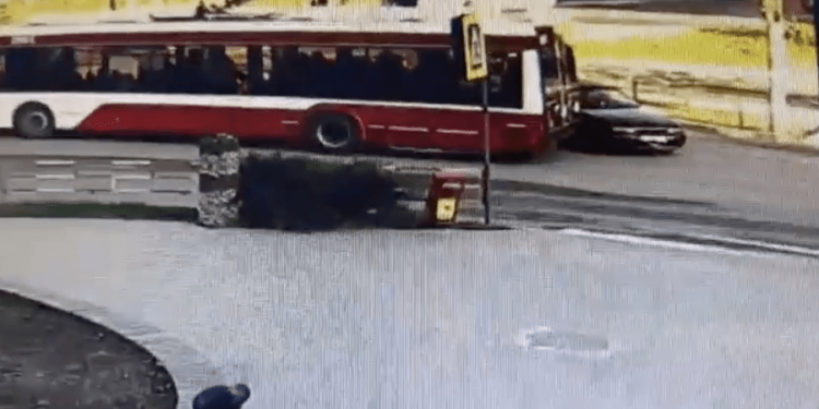 В Бельцах полиция разыскивает водителя, который покинул место ДТП