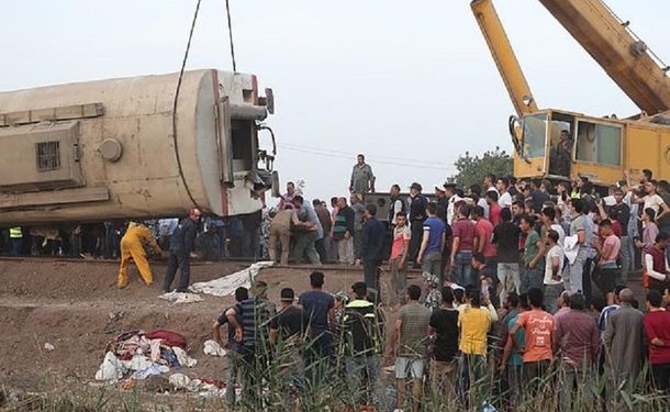 В результате крушения поезда в Египте погибли 11 человек