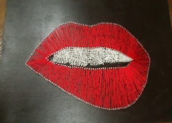 De la spatule și ciocane — la string-art . Un bărbat din Cricova creează tablouri neobișnuite din ață și cuie | VIDEO