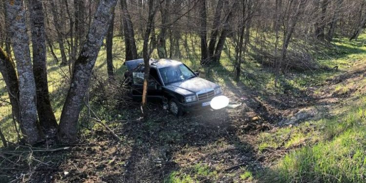 Accident grav în Hîncești. O fetiță de doar 13 ani a fost dusă la spital | FOTO