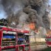 Incendiu devastator, în capitală: La fața locului luptă cu focul 15 echipe de pompieri | VIDEO