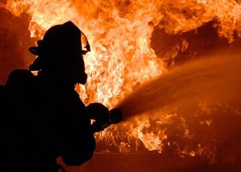 Команда Партии «ШОР» оказала финансовую помощь семье из села Пуцинтей, оставшейся без крыши над головой после сильного пожара | VIDEO