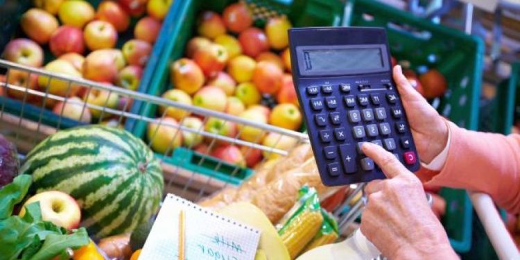 Prețurile la produsele alimentare, dar și alte mărfuri și servicii continuă să crească