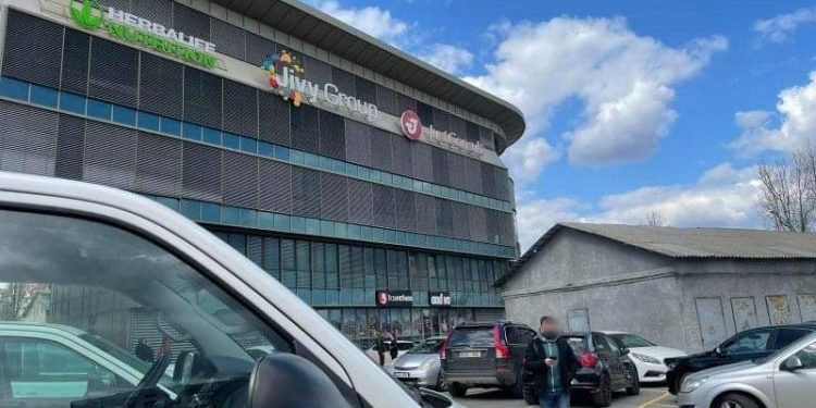 Dosarele „redobândirii cetățeniei române” Rezultatele perchezițiilor efectuate la două companii | FOTO