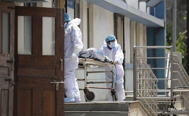 В Индии 25 человек с COVID умерли из-за нехватки кислорода в больнице