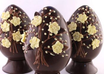 Delicii pentru Paște: O fabrică de ciocolată și-a surprins cumpărătorii cu o gamă de dulciuri cu ornamente realizate manual | VIDEO